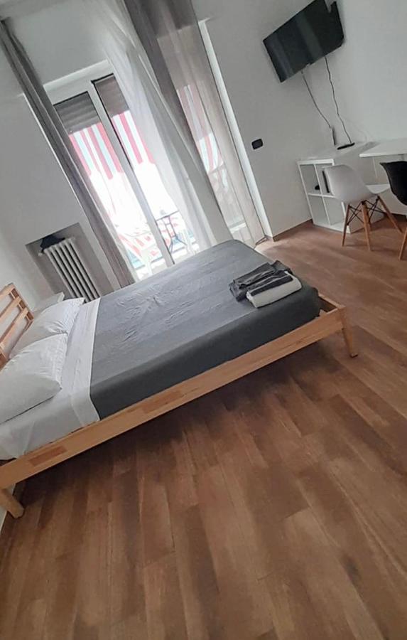 Italien Chic, Camera Con Bagni Condivisi Bari Eksteriør bilde